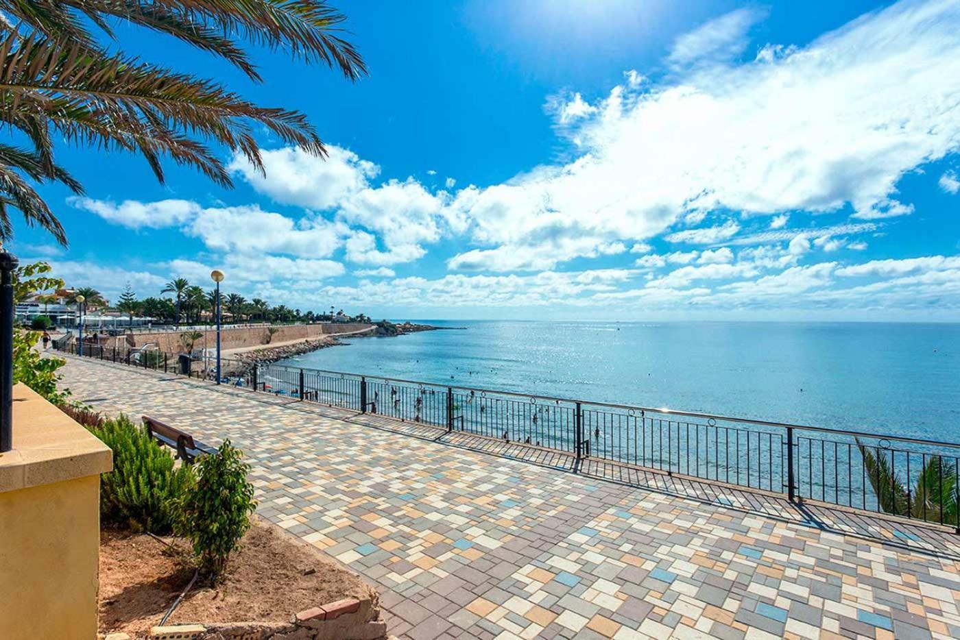 Ch Vista Alegre Rocio Del Mar Leilighet Torrevieja Eksteriør bilde