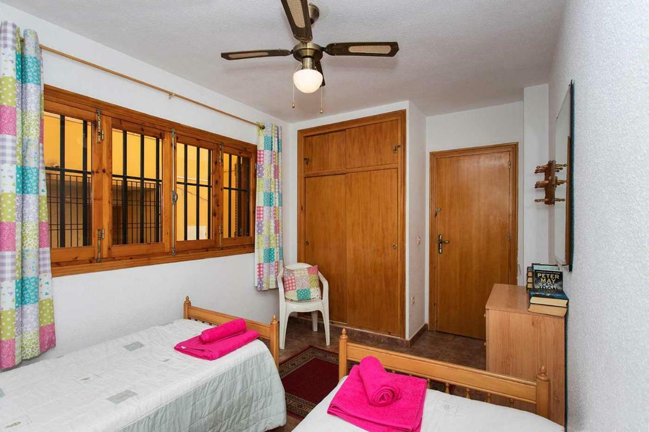 Ch Vista Alegre Rocio Del Mar Leilighet Torrevieja Eksteriør bilde